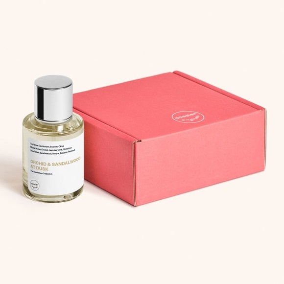 Dossier Orchid & Sandalwood at Dusk - Picture 1 of 6